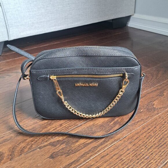 Michael Kors Crossbody Bag - Picture 5 of 9